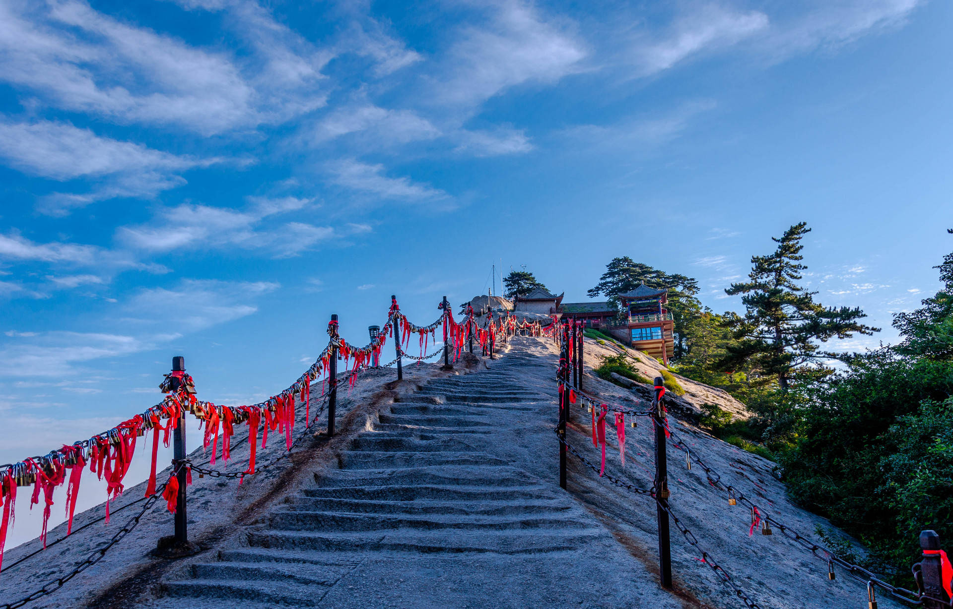 陕西华山旅游-陕西华山旅游集团有限公司