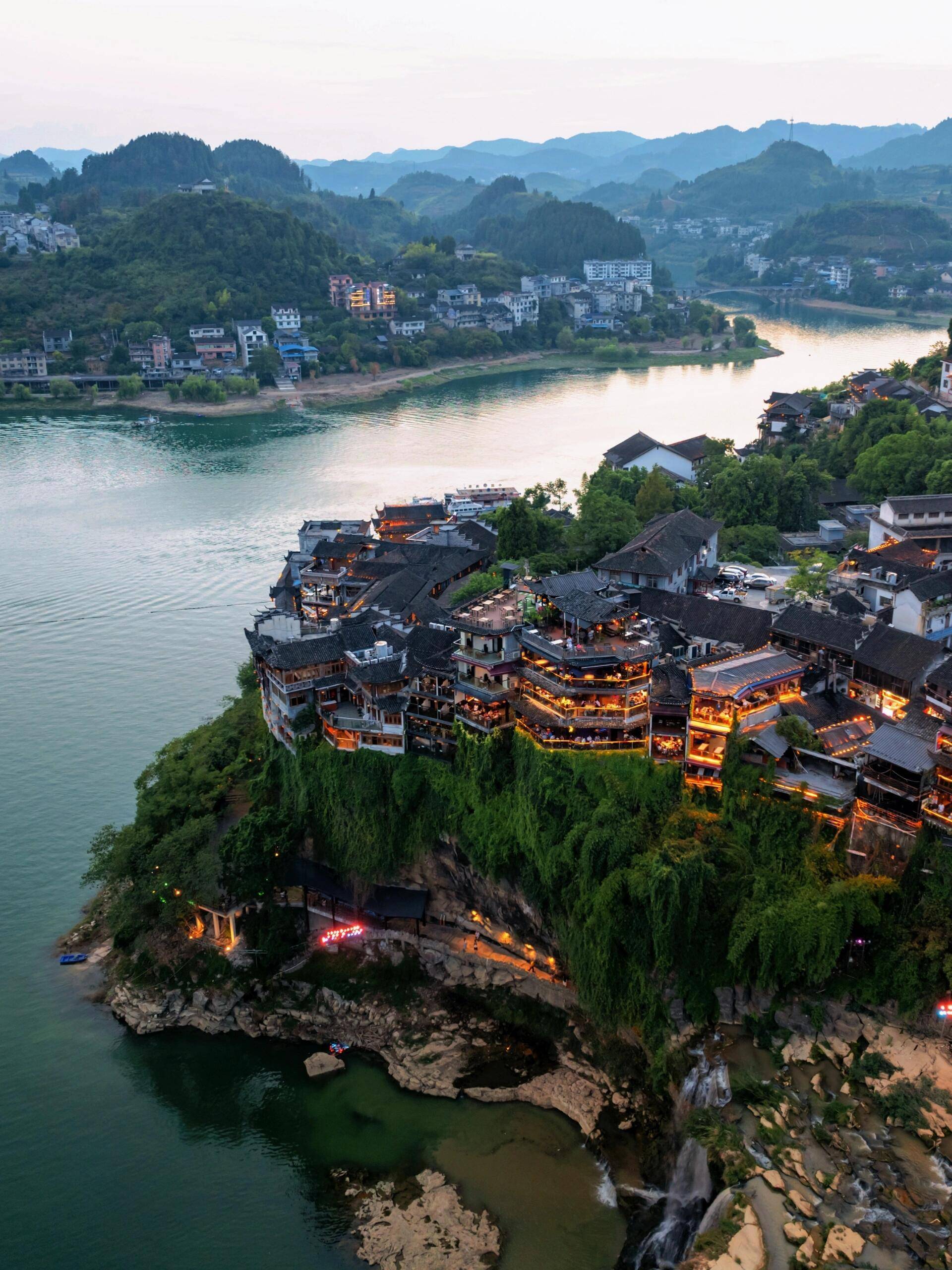 张家界凤凰旅游-张家界凤凰旅游攻略网 张家界凤凰旅游-张家界凤凰旅游攻略网