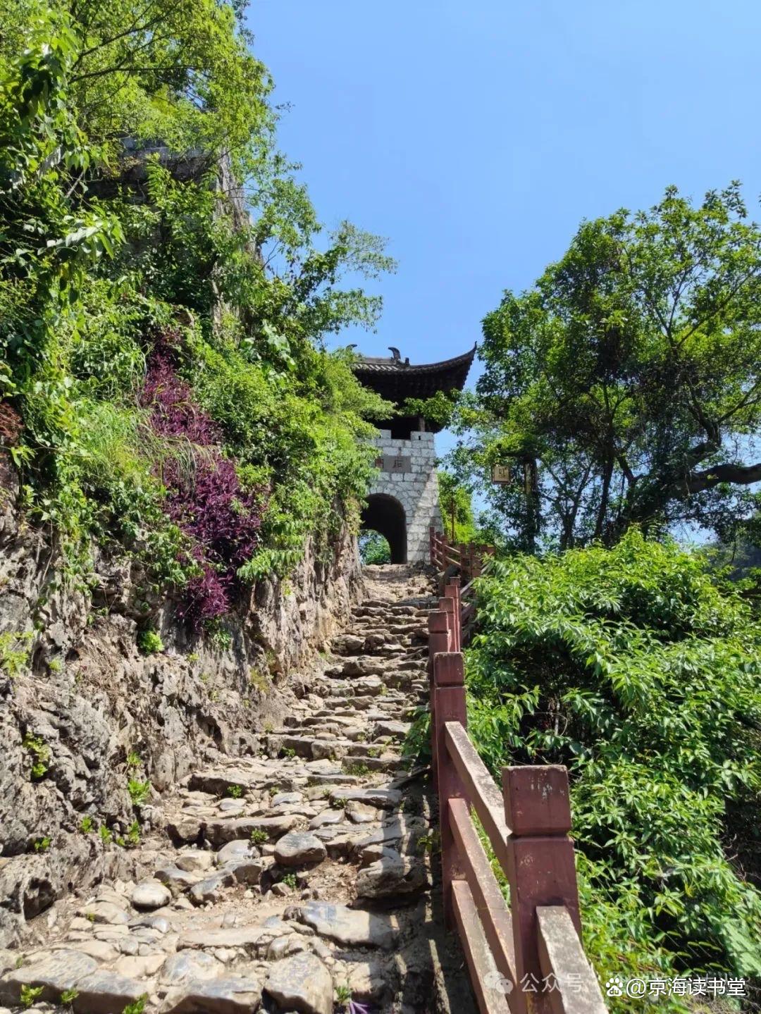 昭通旅游景点大全-昭通旅游景点大全集介绍