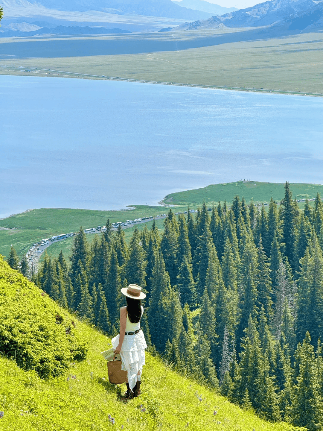 新疆旅游-新疆旅游必去十大景点